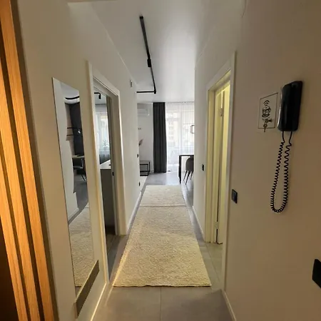 New Loft Style Appartement Oezjhorod